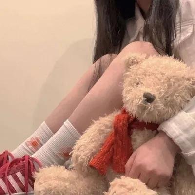 长发公主芭比海报