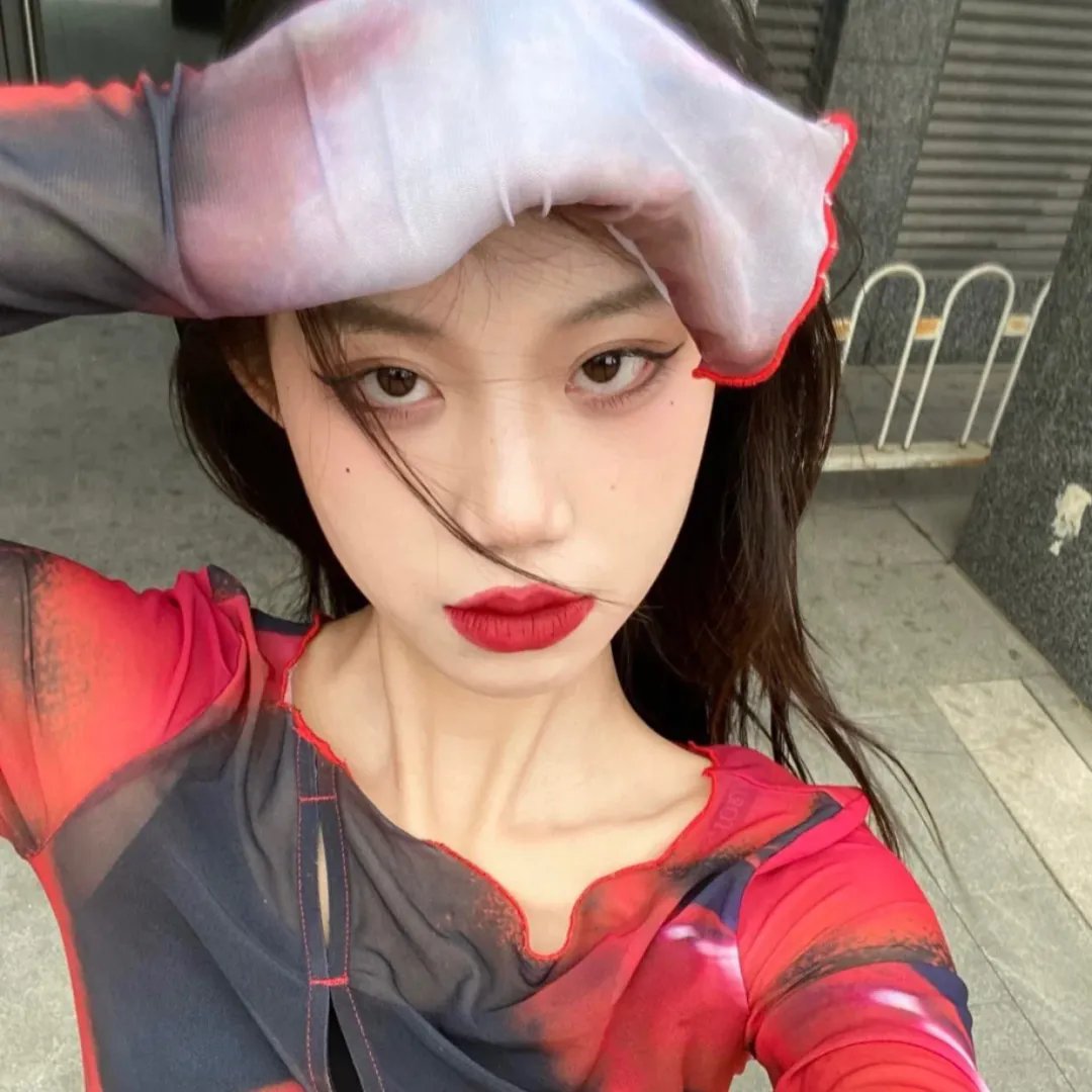 找死来唬秀海报
